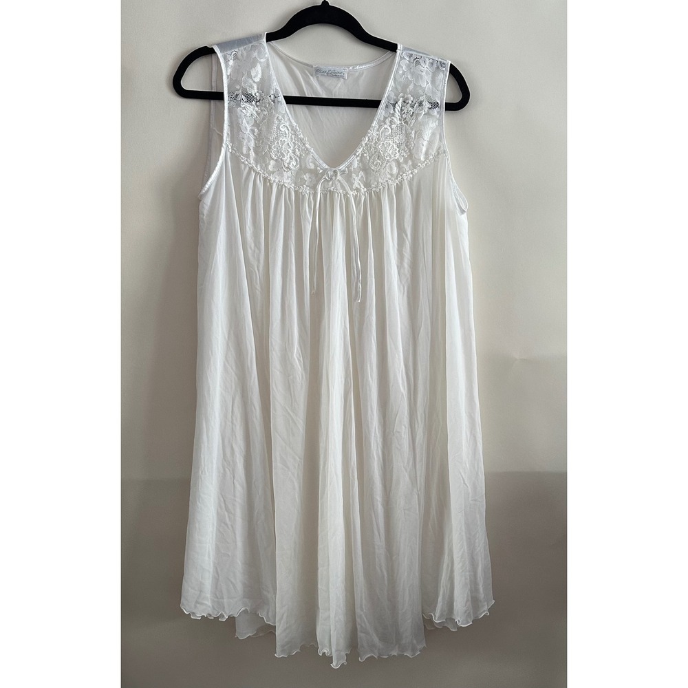Vintage Miss Elaine White Lace Nightgown Antron Nylon Silk Essence Large 22926